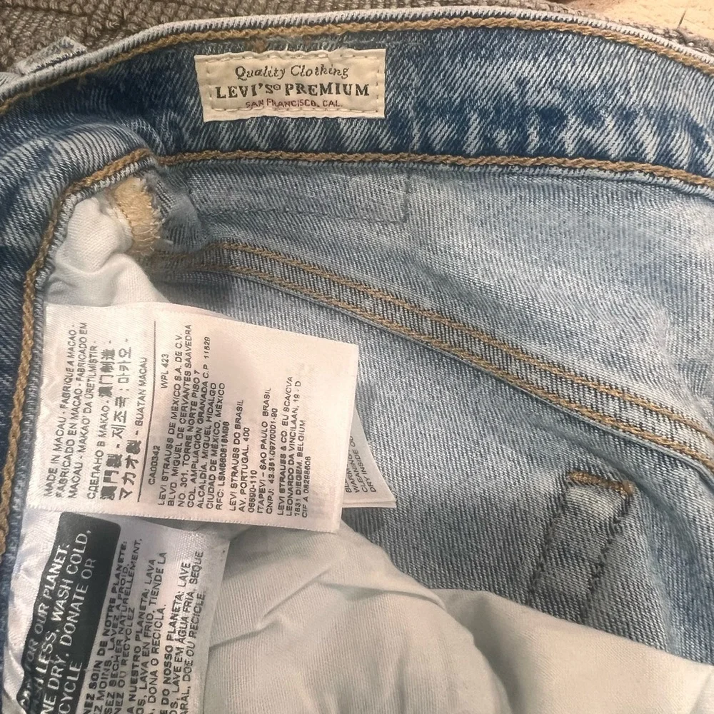 levis 501 - Picture 6 of 9